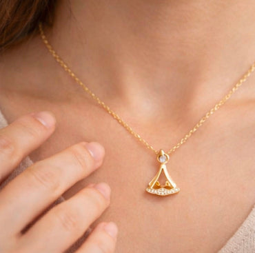 Rhinestone Decor Pendant Necklace