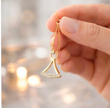 Rhinestone Decor Pendant Necklace